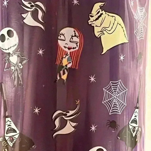 HalloweenDisney Nightmare Before Christmas Character Bottle, Aluminum, 8” - Picture 5 of 9